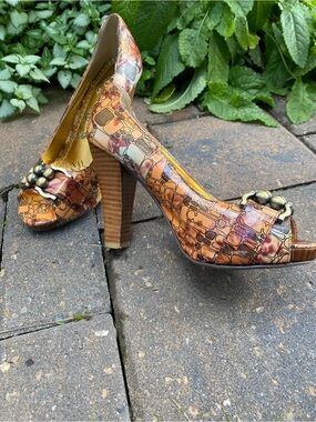 NWOT Naughty Monkey Peep-Toe Pumps — Mosaic Print, Size 8 Summer Sale